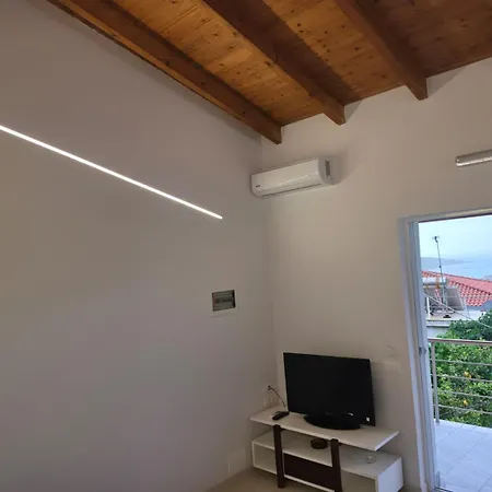 Skyview 2 Apartment
